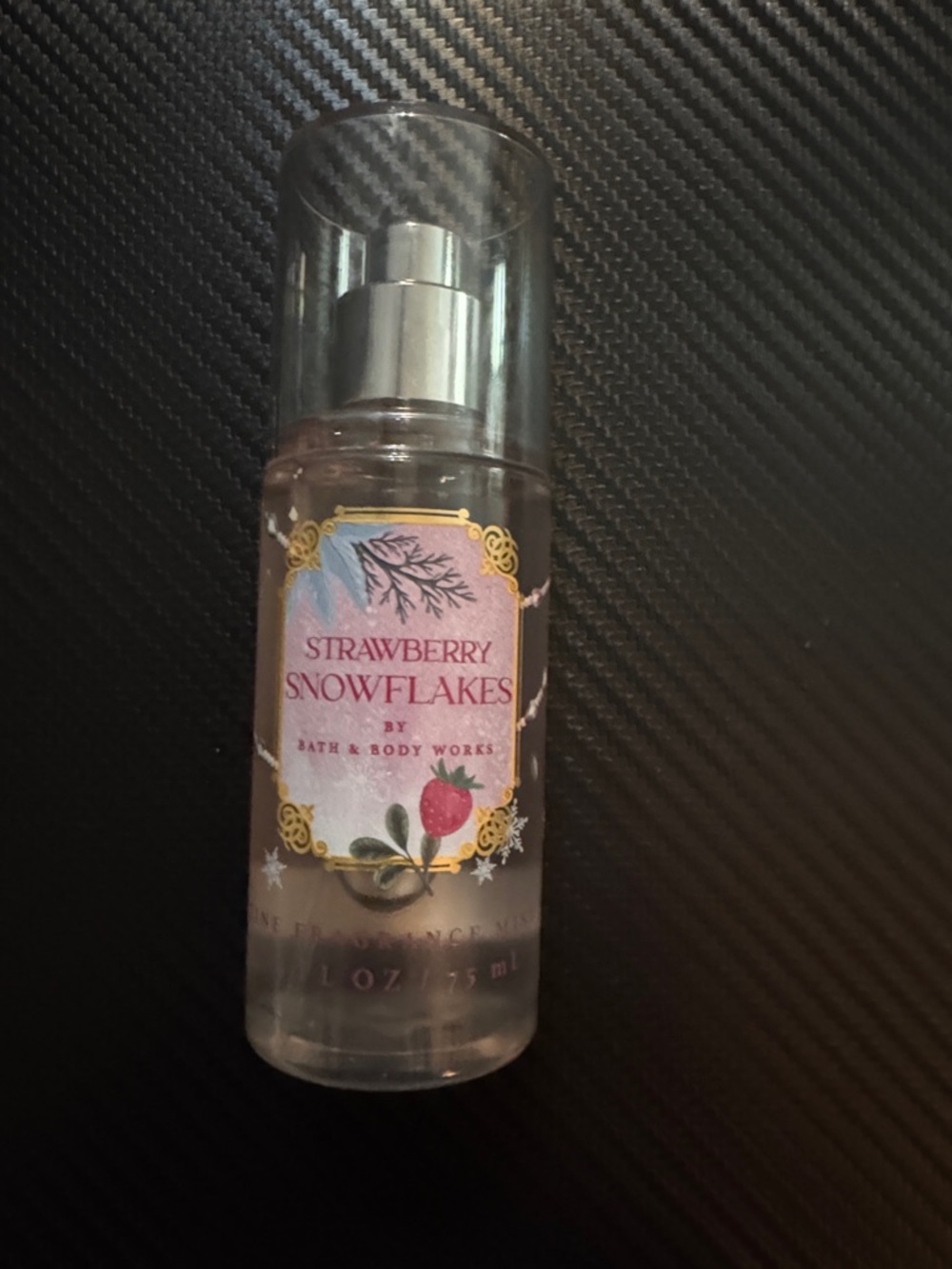Bath & Body Works Strawberry Snowflakes Mist